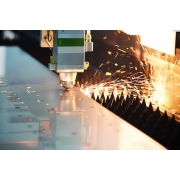 Fiber laserski razrez debelih materialov